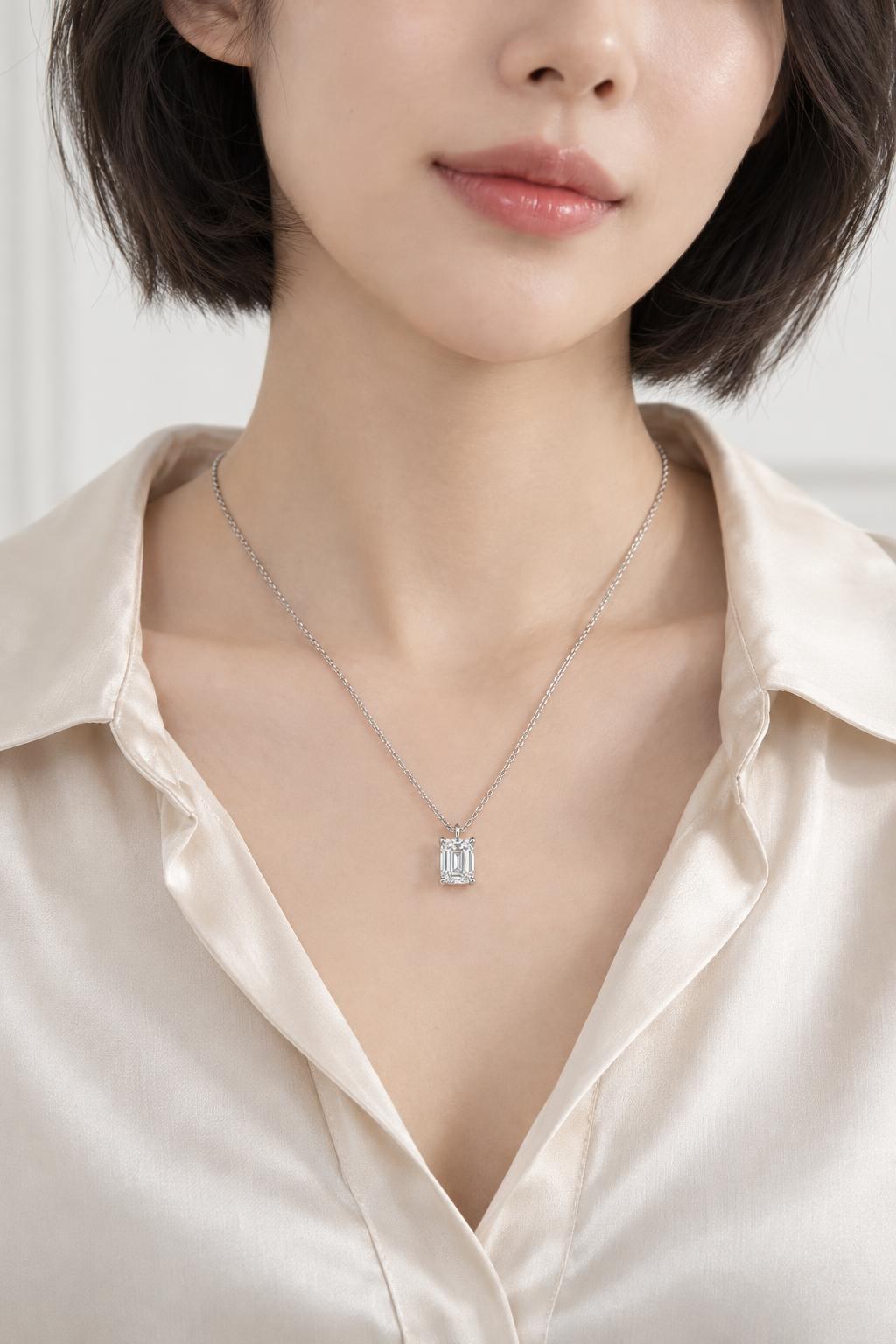 14K 에메랄드컷 1캐럿 팬시컷 목걸이 AI 착용 예시 1