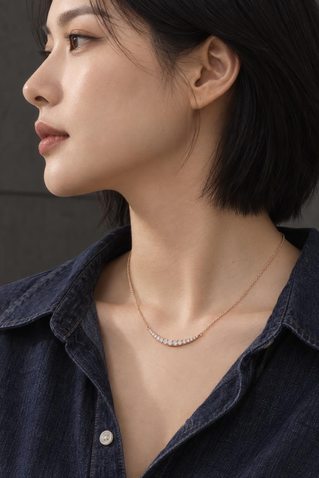 스마일 브릿지 랩다이아몬드 14k 목걸이 AI 착용 예시 1
