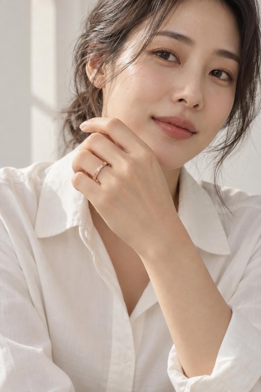 14K 컷팅 면모티프 심플반지 AI 착용 예시 1